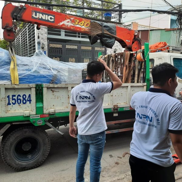 máy côn ống tự động