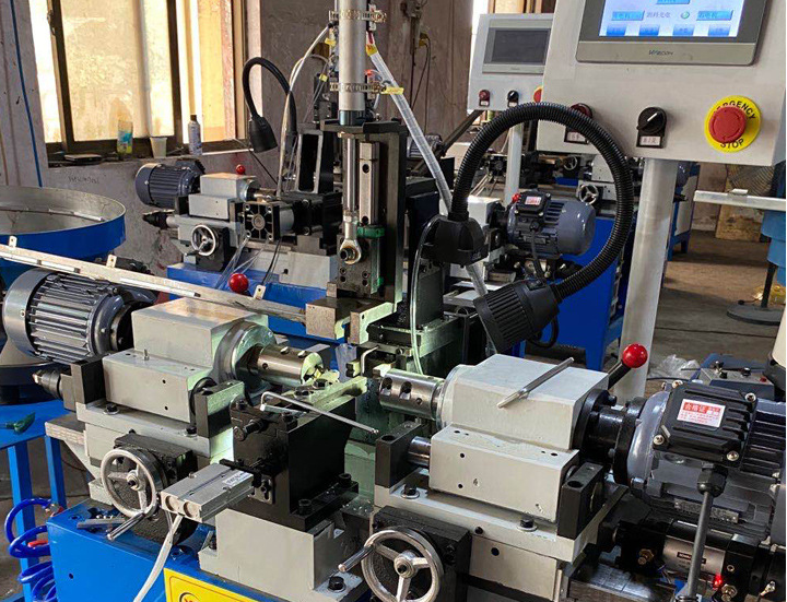 Máy bo vát hai đầu sản phẩm nhỏ tự động XS-30-AC-II-CNC
