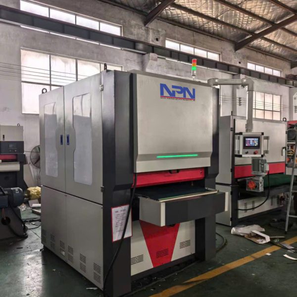 Máy mài bavia cnc